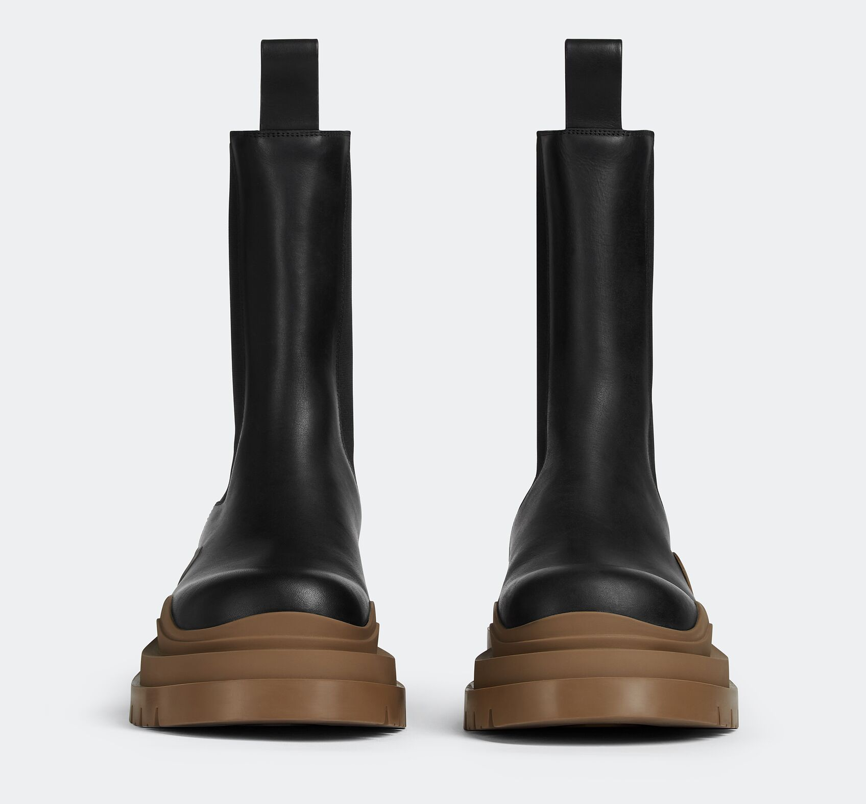 Giay Bottega Veneta Tire Chelsea Boot 'Black Jute' 630284VBS501449