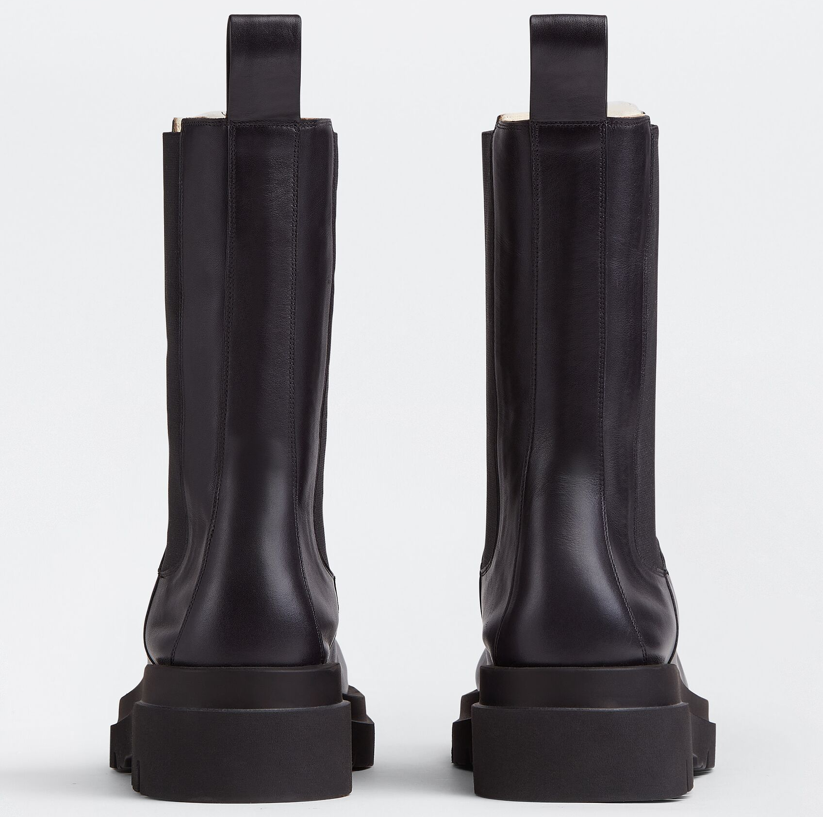 Giay Bottega Veneta Lug Shearling 'Black' 676890V1BN11000