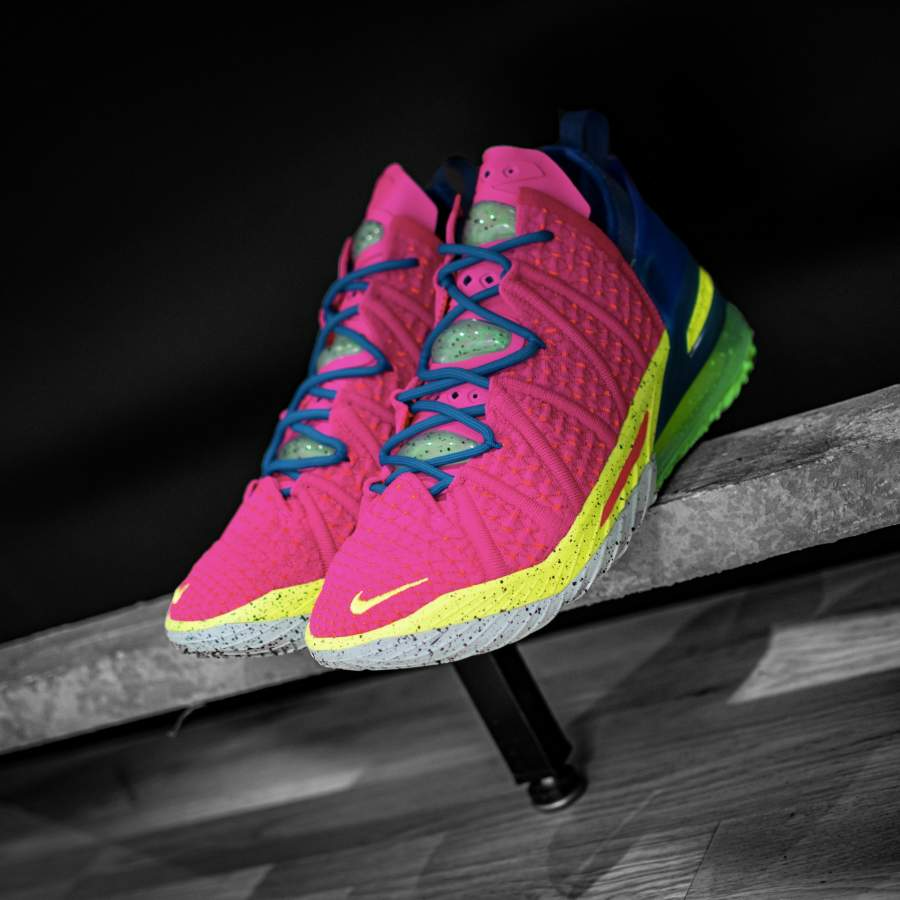 Giày Nike LeBron 18 'Los Angeles By Night' DB8148-600 - Ảnh 2