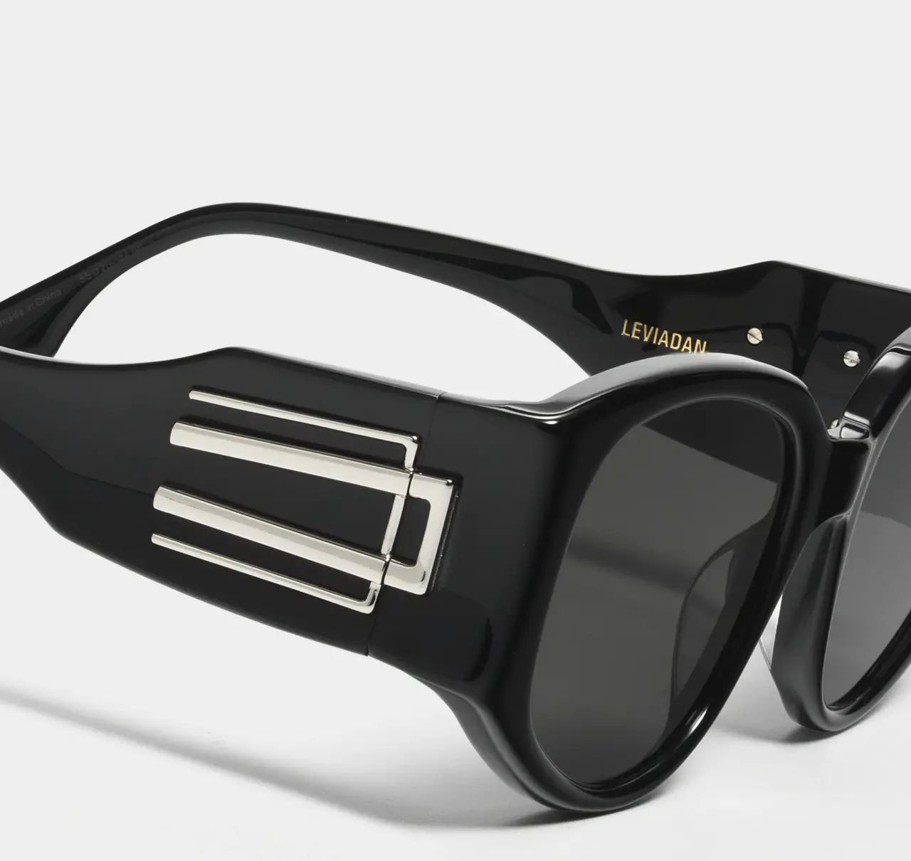 Alternative view of Kính Gentle Monster Leviadan 01