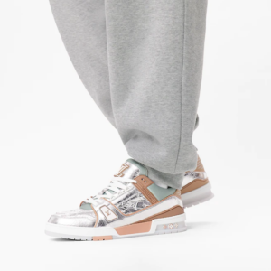 Giay Louis Vuitton Trainers "Silver" 1A996B