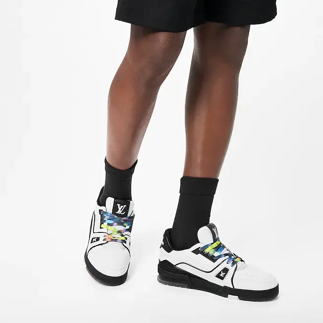 Giay Louis Vuitton Trainers "Black White" 1A9ADA