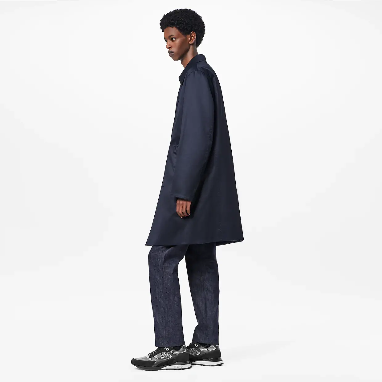 Alternative view of Giày Louis Vuitton Run Away Trainers 'Black' 1A9J1A