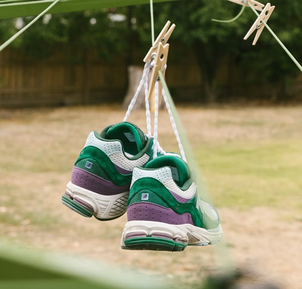 Giày New Balance 2002R 'There Back Yard Legends' M2002RUT - Ảnh 5