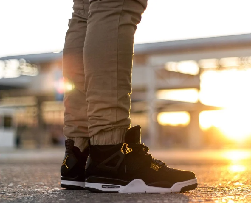 Giay Nike Air Jordan 4 Retro 'Royalty' 308497-032