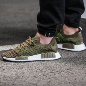 Alternative view of Giày Adidas NMD_R1 STLT Primeknit 'Trace Olive' CQ2389