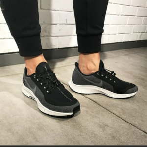 Alternative view of Giày Nike Air Zoom Pegasus 35 Shield 'Black Cool Grey' AA1643-001