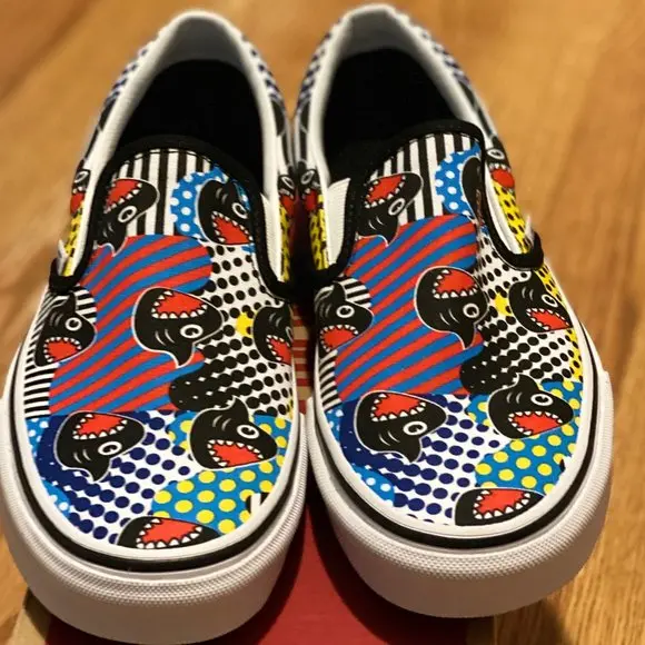 Giay Vans Classic Slip-On 'Shark Week' VN0A4BV3V9D