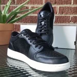Alternative view of Giày Nike Wmns Air Jordan 1 Retro Low NS 'Black' AO1935-001