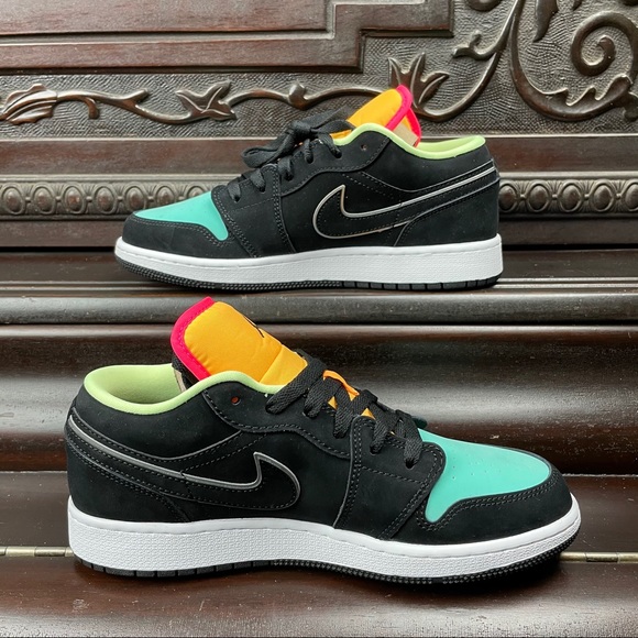 Giày Nike Air Jordan 1 Low SE GS 'Aurora Green' CV9844-013 - Ảnh 7
