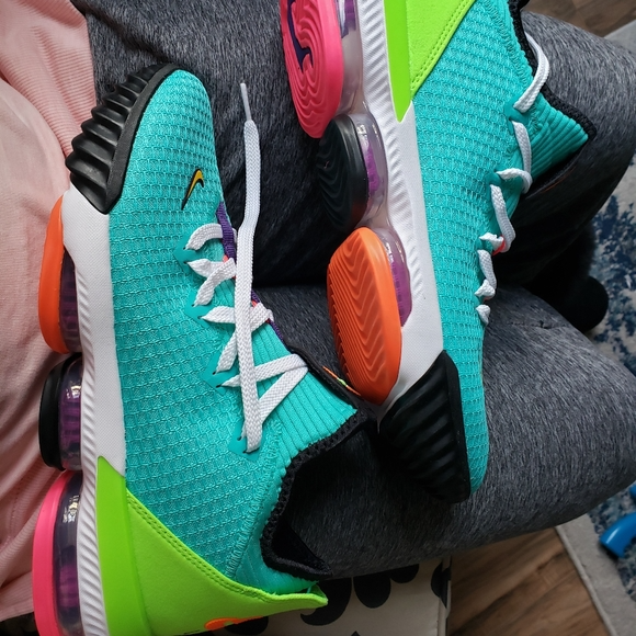 Giày Nike LeBron 16 Low EP 'Hyper Jade' CI2669-301 - Ảnh 3