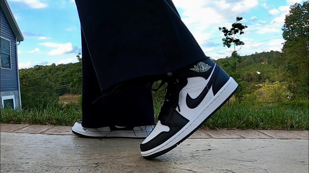 Giày Nike Wmns Air Jordan 1 Mid SE 'Homage' DR0501-101 - Ảnh 6