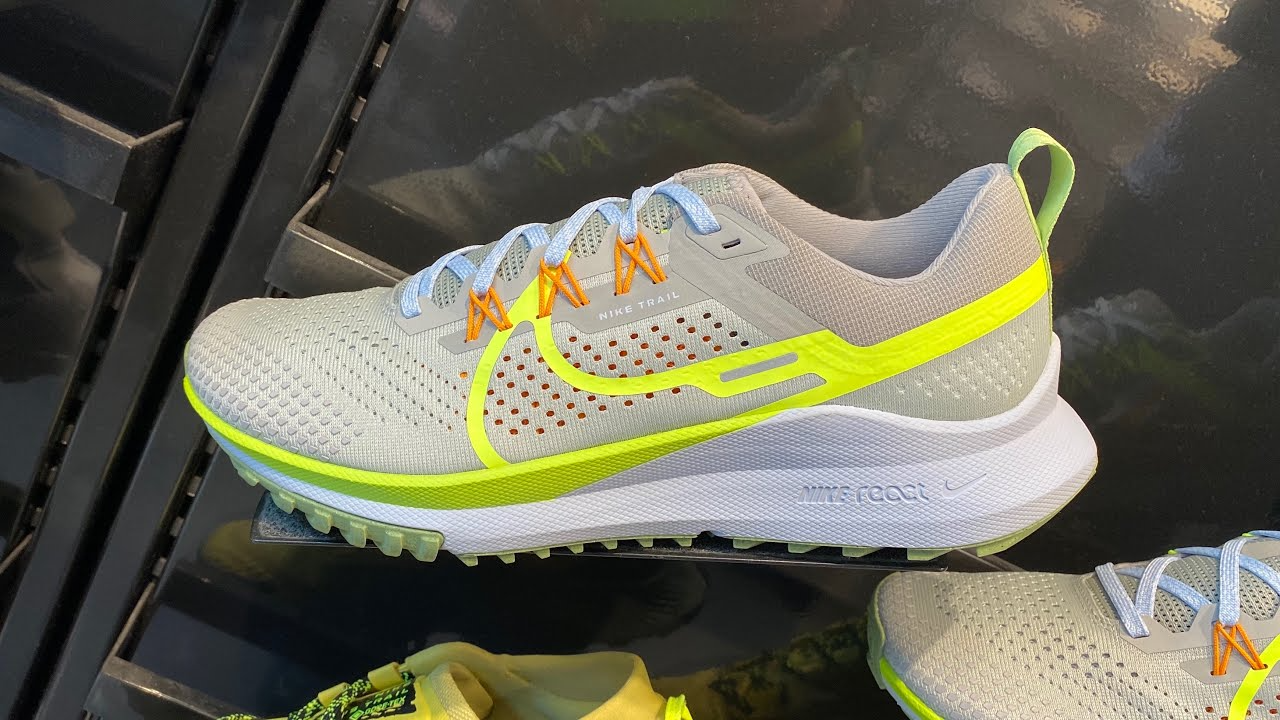 Giay Nike React Pegasus Trail 4 'Light Iron Ore Volt' DJ6158-002