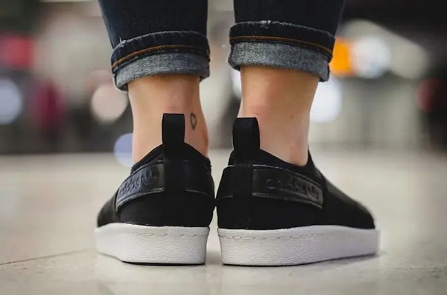 Alternative view of Giày Adidas Superstar Slip On 'Core Black' BZ0112