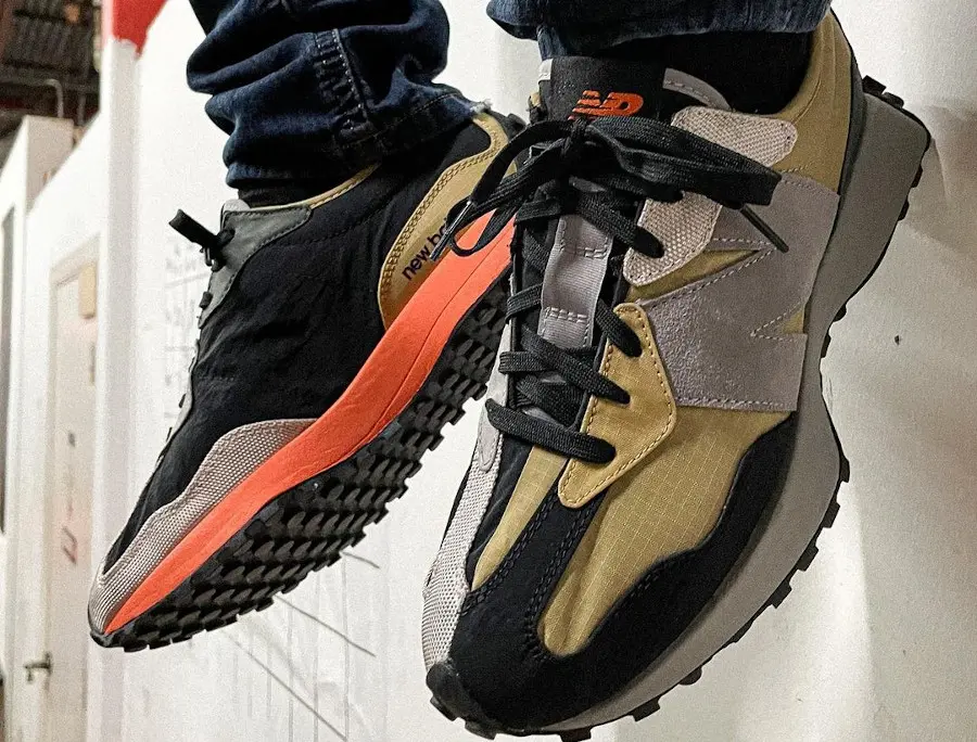 Alternative view of Giày New Balance 327 'Golden Poppy' MS327PB