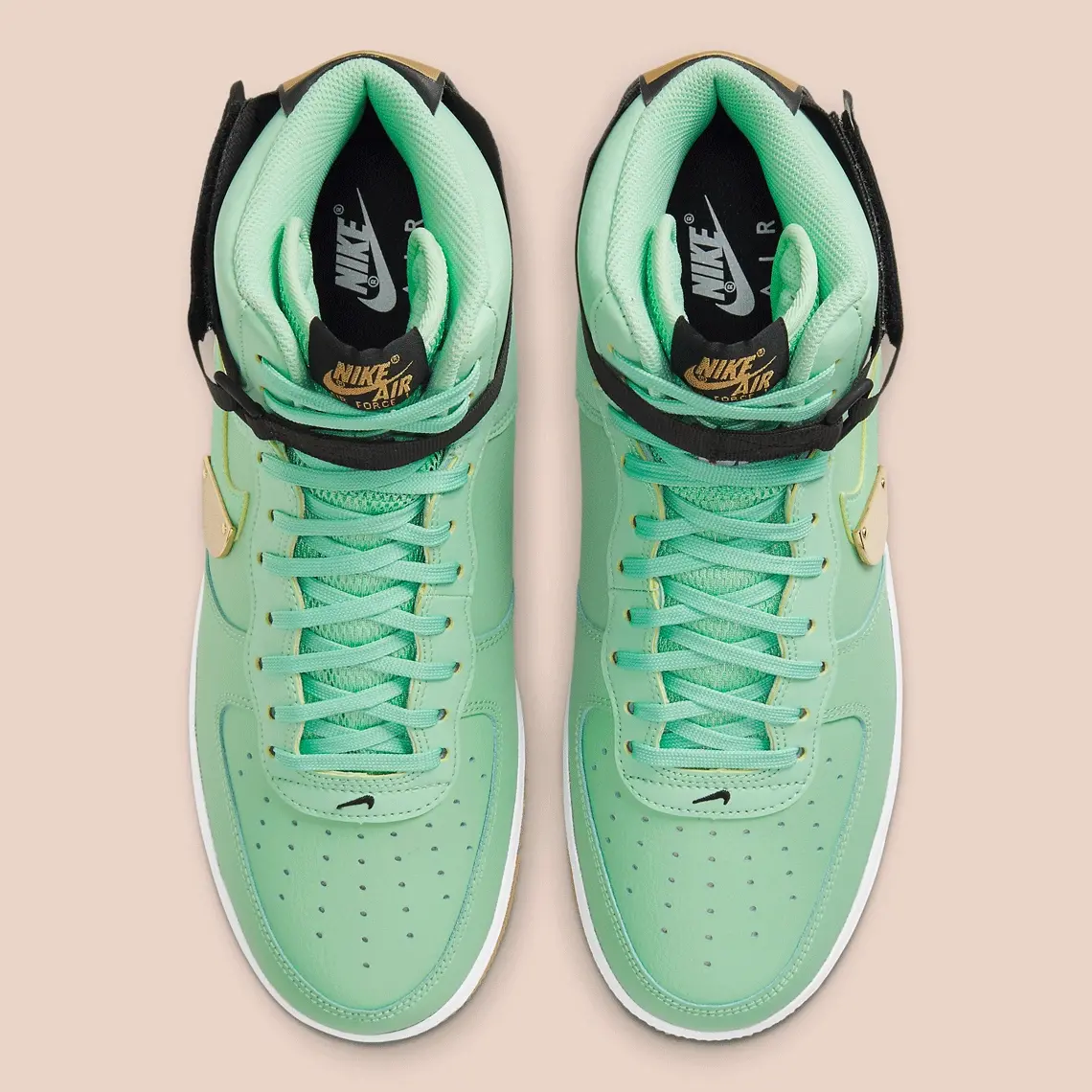 Alternative view of Giày Nike NBA x Air Force 1 High 'Green' CT2306-300