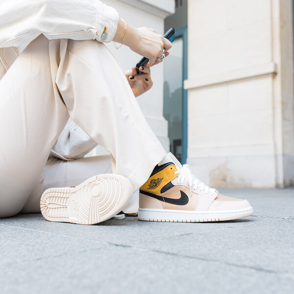 Giày Nike Air Jordan 1 Mid SE 'Particle Beige' DD2224-200 - Ảnh 5