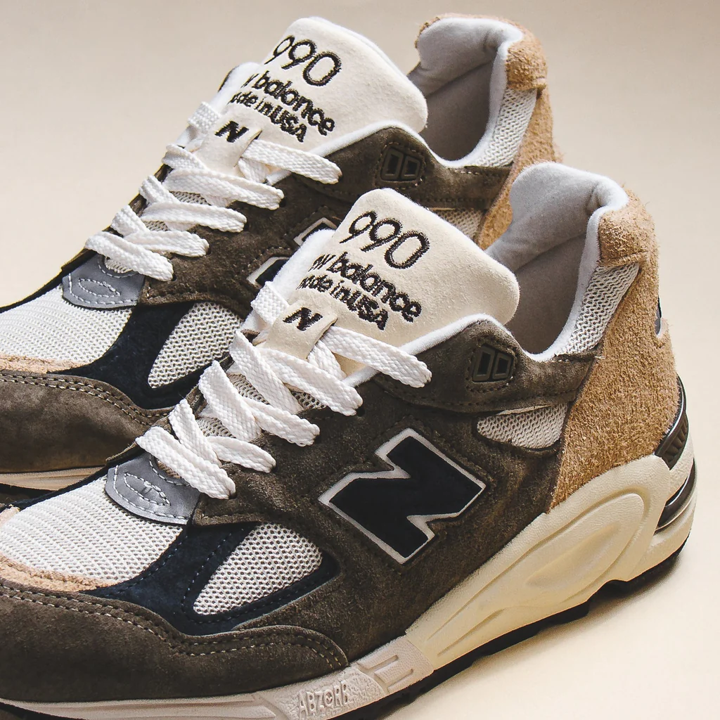 Giay New Balance Teddy Santis x 990v2 Made in USA 'Grey' M990GB2