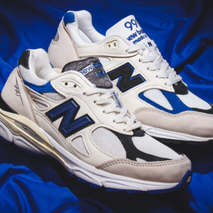 Giay New Balance Teddy Santis x 990v2 Made in USA 'White Blue' M990WB2