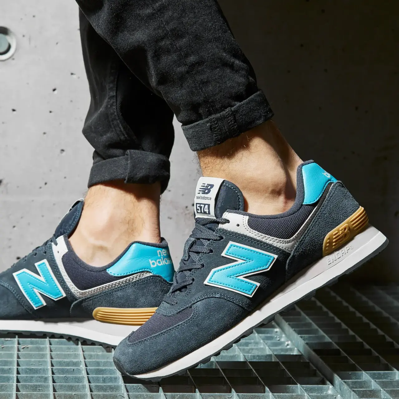 Alternative view of Giày New Balance 574 'Outerspace' ML574MS2