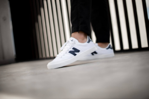 Alternative view of Giày New Balance Pro Court 'White Black' PROCTSVZ