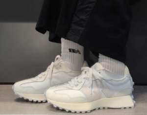 Alternative view of Giày New Balance 327 'White Pack' MS327WP