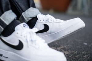 Alternative view of Giày Nike Air Force 1 07 3 'White Black' AO2423-101