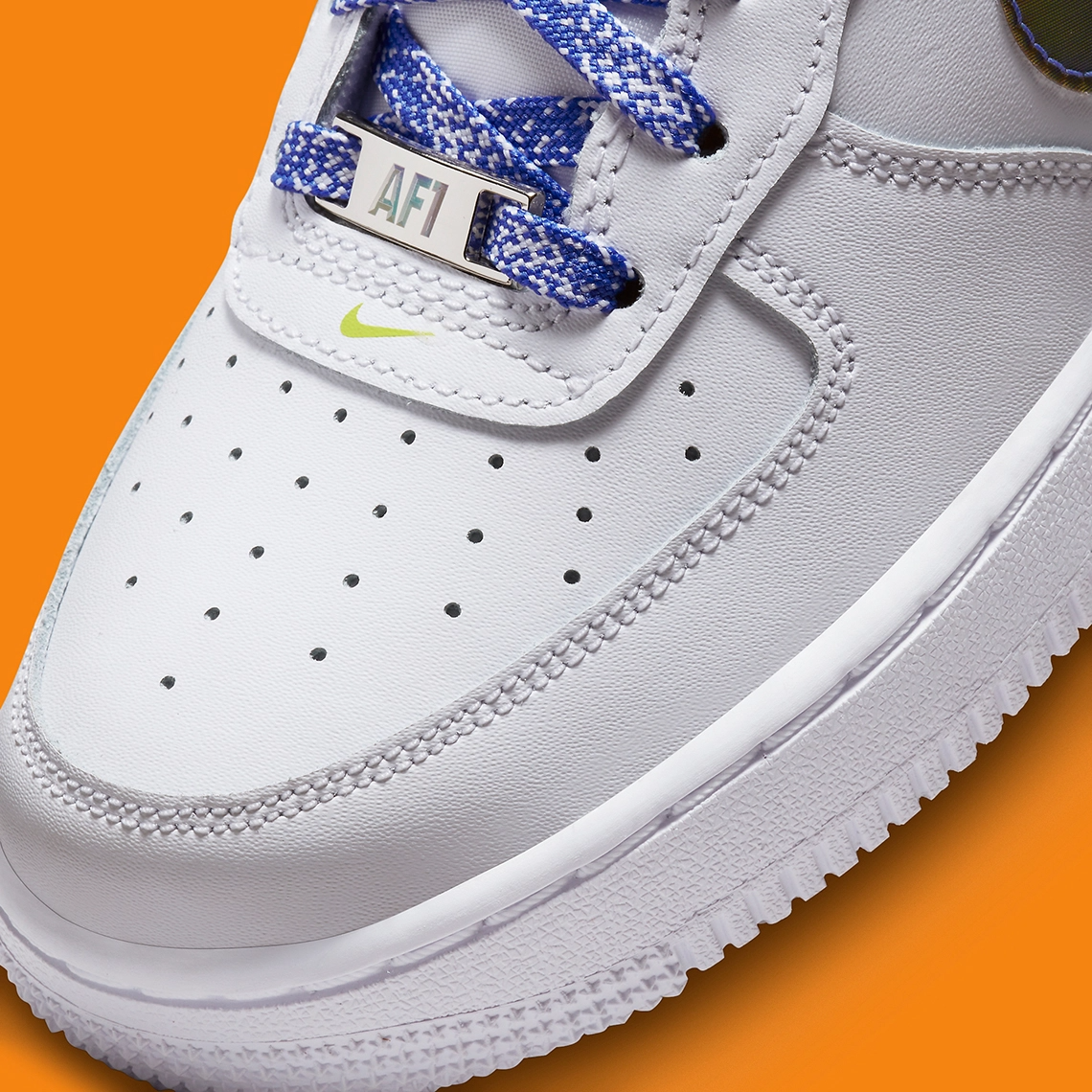 Giày Nike Air Force 1 Low GS Iridescent Swoosh DQ7767-100 - Ảnh 5