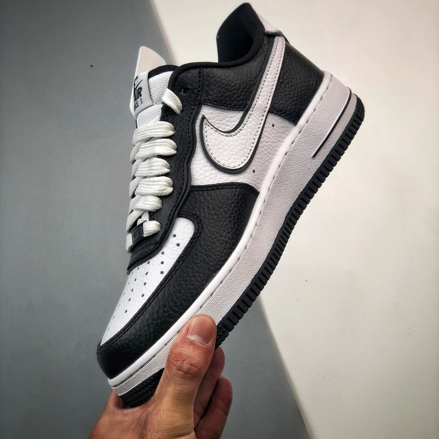 Giày Nike Air Force 1 Low '07 LV8 'Panda' DX3115-100 - Ảnh 8