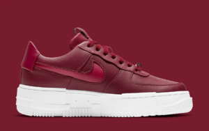 Alternative view of Giày Nike Wmns Air Force 1 'Pixel Team Red' CK6649-600