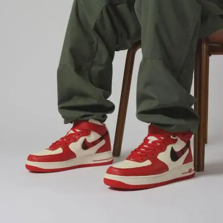 Giay Nike Air Force 1 Mid '07 LX 'Red Plaid' DV0792-101