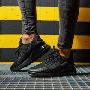 Alternative view of Giày Nike Air Max 270 BG 'Triple Black' BQ5776-001
