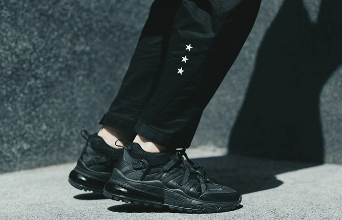 Giày Nike Air Max 270 Bowfin 'Triple Black' AJ7200-005 - Ảnh 4