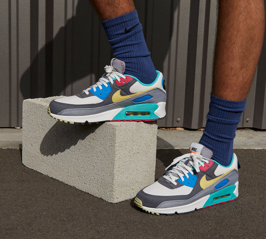 Giày Nike Air Max 90 'Air Sprung' DM8171-001 - Ảnh 2