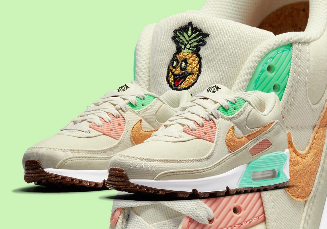 Giay Nike Air Max 90 'Happy Pineapple' DC5211-100