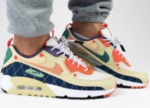 Alternative view of Giày Nike Air Max 90 'Mountaineering' CZ9078-784