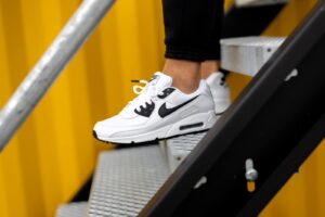 Alternative view of Giày Nike Air Max 90 'Color Pack Black' CT1028-103