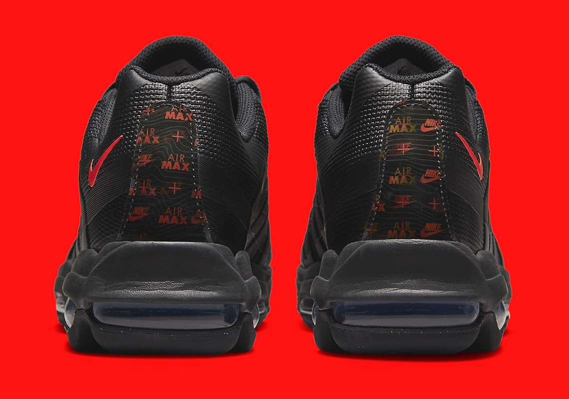 Giay Nike Air Max 95 Ultra 'Black Crimson' DX2658-001