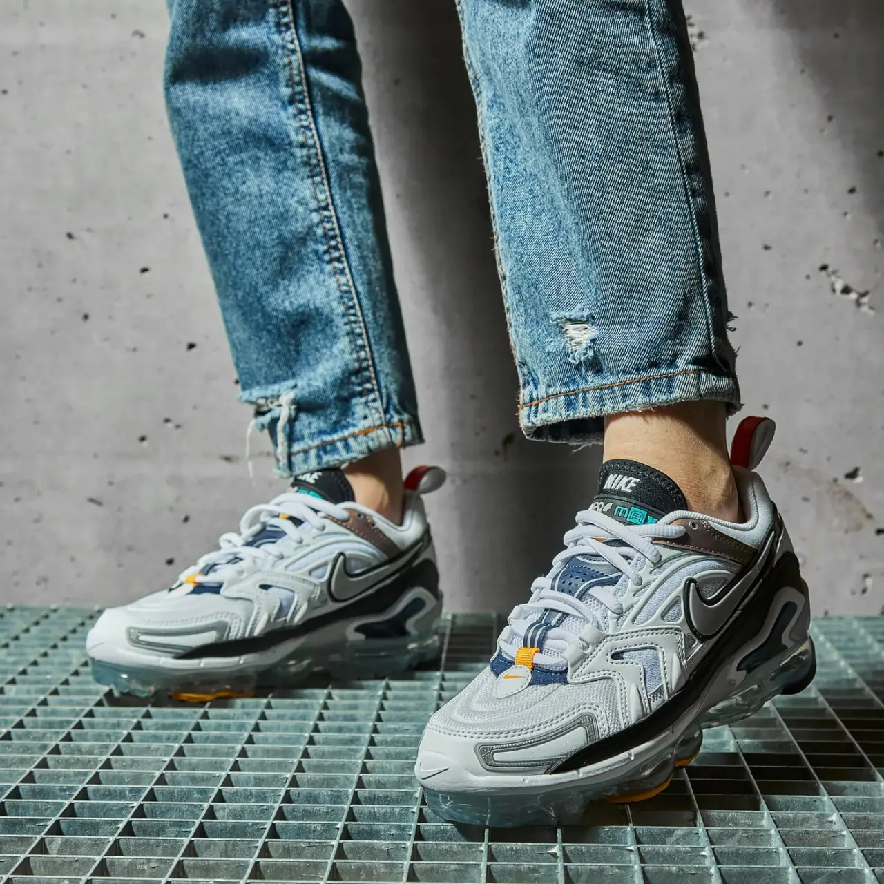 Alternative view of Giày Nike Air Vapormax Evo 'Grey' CT2868-002