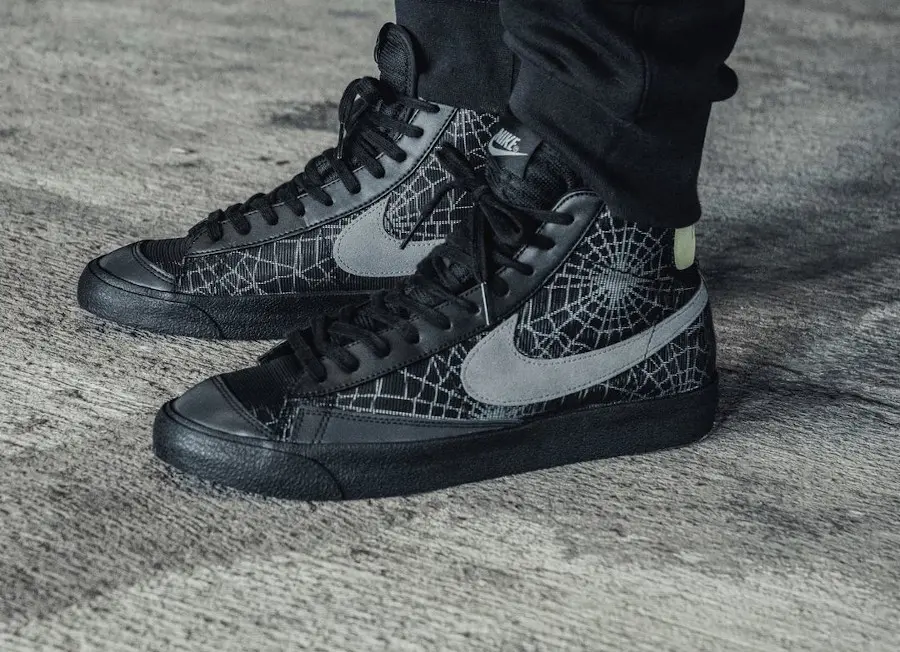 Giay Nike Blazer Mid '77 'Spider Web' DC1929-001