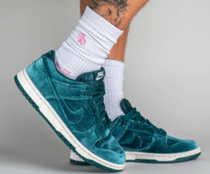 Giay Nike Dunk Low 'Atomic Teal' DZ5224-300