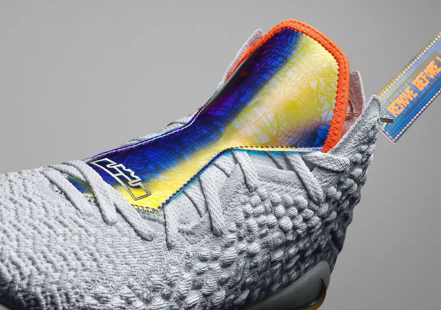 Alternative view of Giày Nike LeBron 17 Future Air CT3843-100