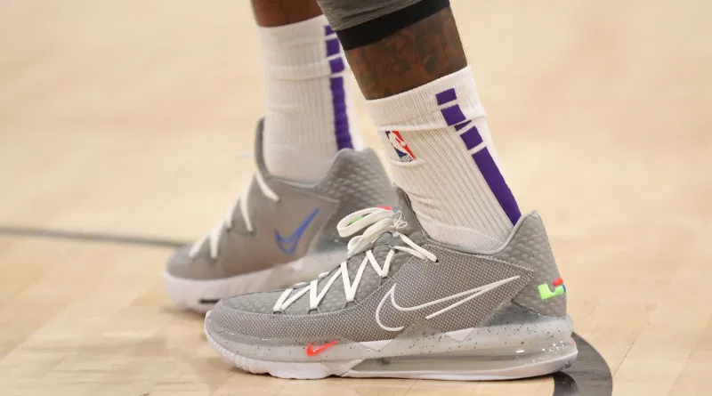 Giày Nike LeBron 17 Low 'Particle Grey' CD5007-004 - Ảnh 6