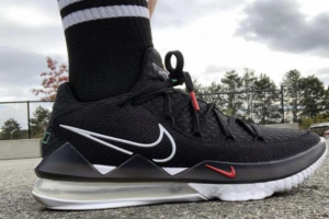 Alternative view of Giày Nike Lebron 17 Low EP 'Multi-Color' CD5006-002