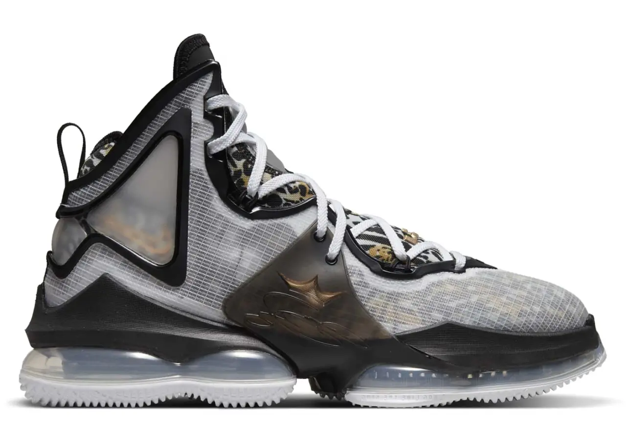 Giay Nike Lebron 19 'Royalty' DC9340-100