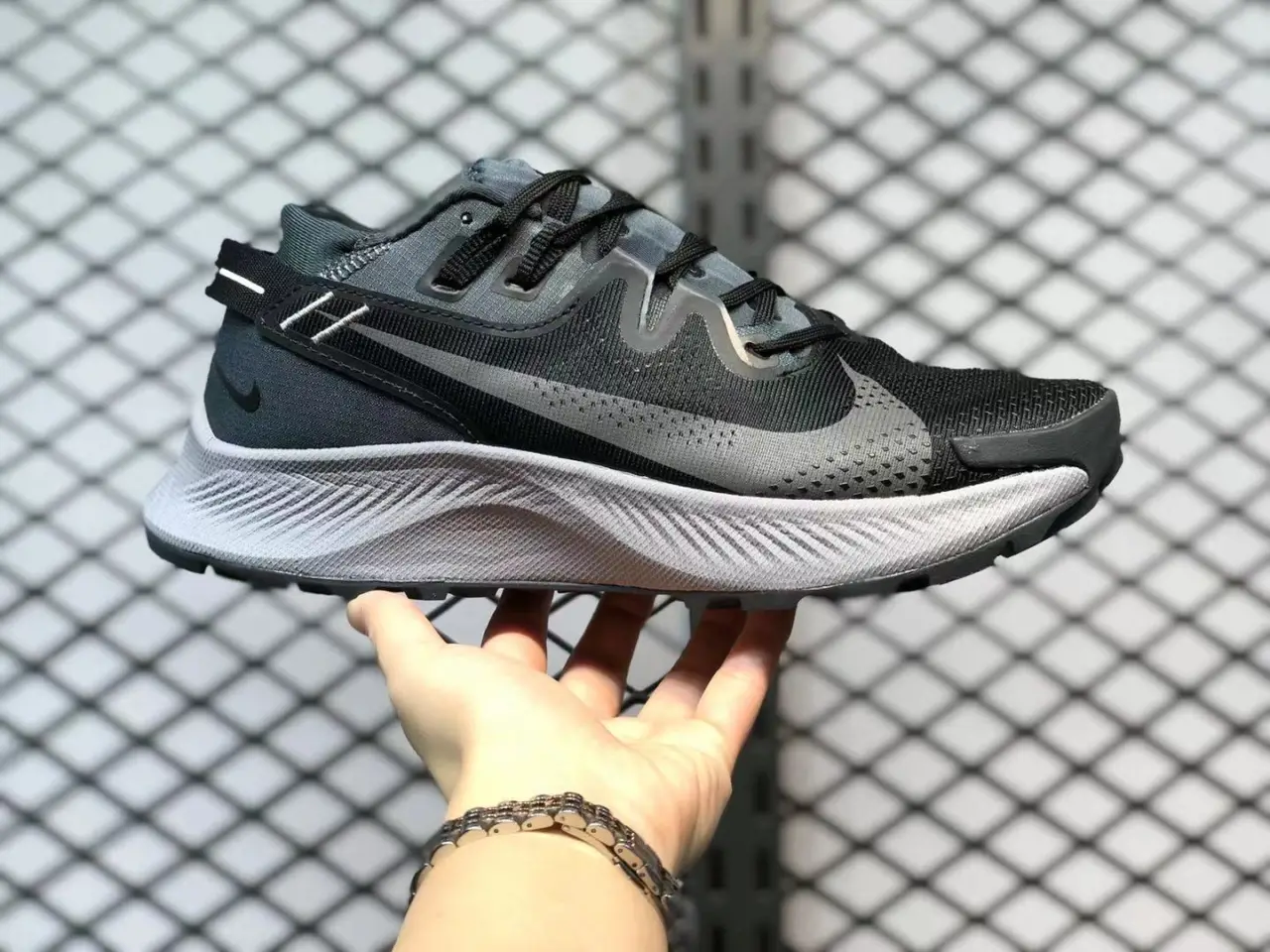 Alternative view of Giày Nike Pegasus Trail 2 Black Trail Running Shoes CK4305-002