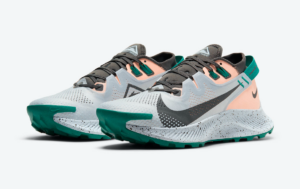 Alternative view of Giày Nike Pegasus Trail 2 Surfaces “Watermelon” CK4309-004