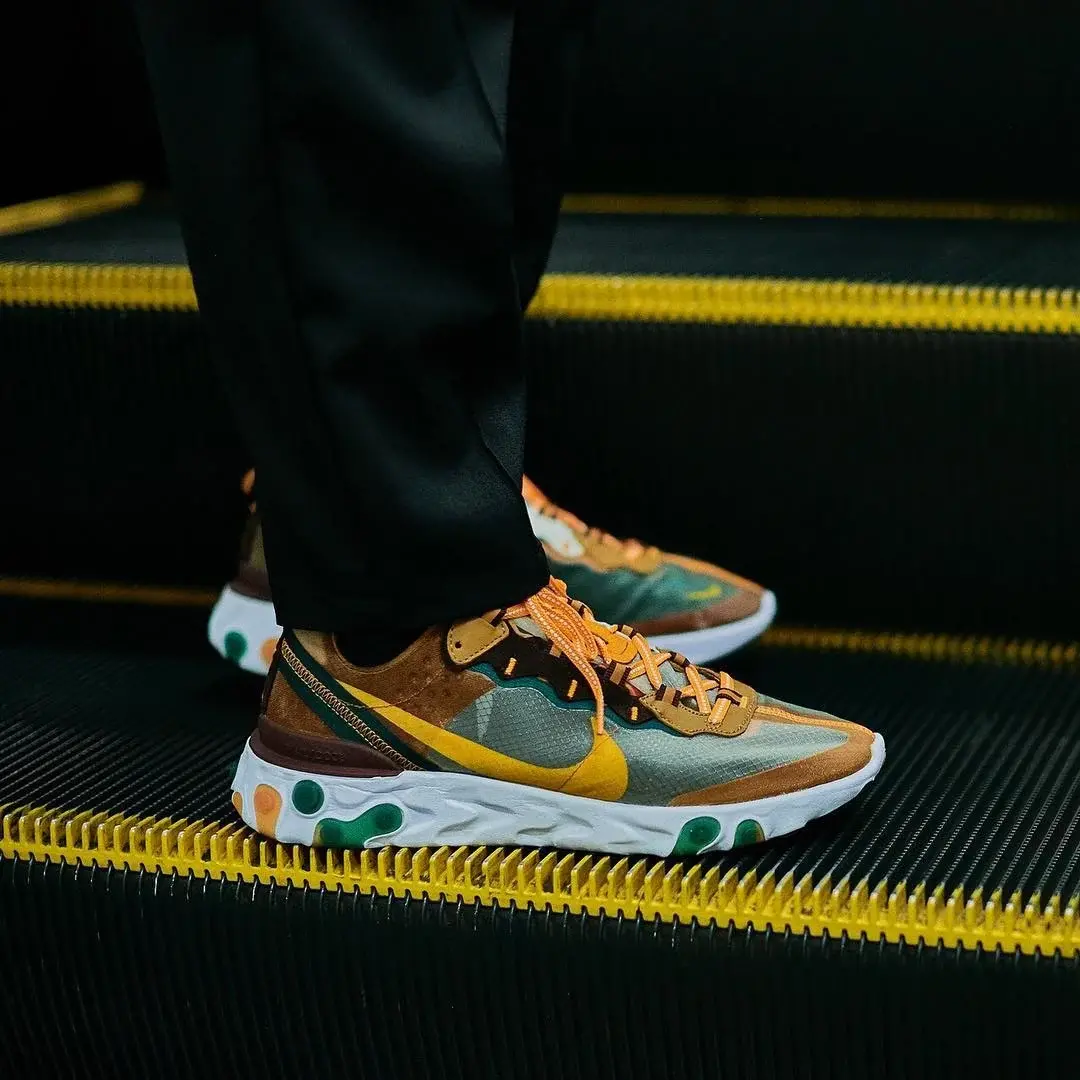 Alternative view of Giày Nike React Element 87 'Ivory Orange' CJ6897-113