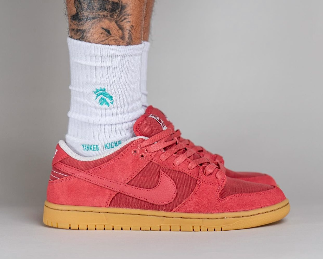 Giay Nike SB Dunk Low 'Adobe' DV5429-600