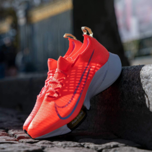 Alternative view of Giày Nike Wmns Air Zoom Tempo NEXT% Flyknit 'Bright Mango' CI9924-800